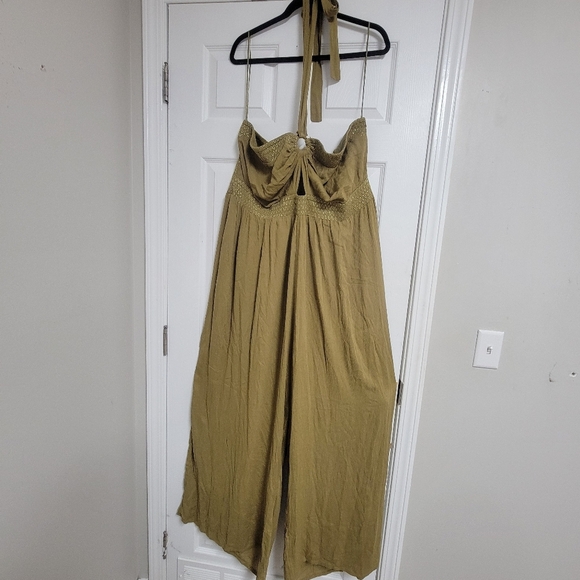 River Island and NWT Bandeu Halterneck Beach Jumpsuit. - Picture 3 of 16